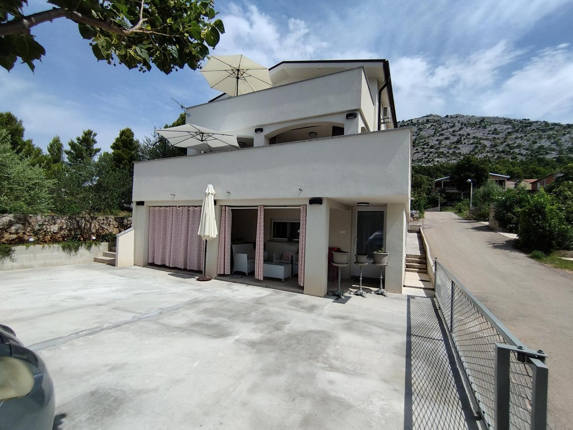 Old Town Paklenica Apartman Stari Grad Kültér fotó